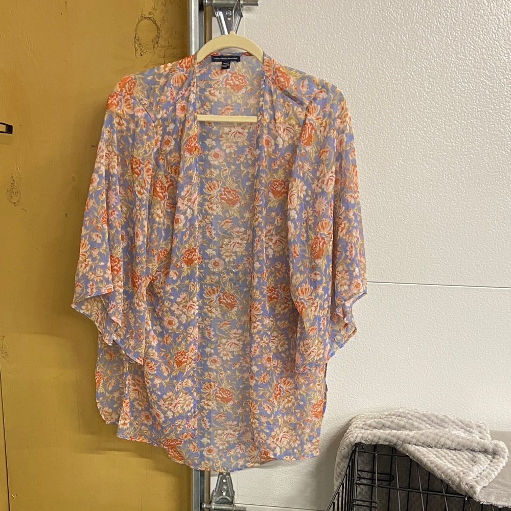American Eagle Outfitters Floral Open-Front Blouse